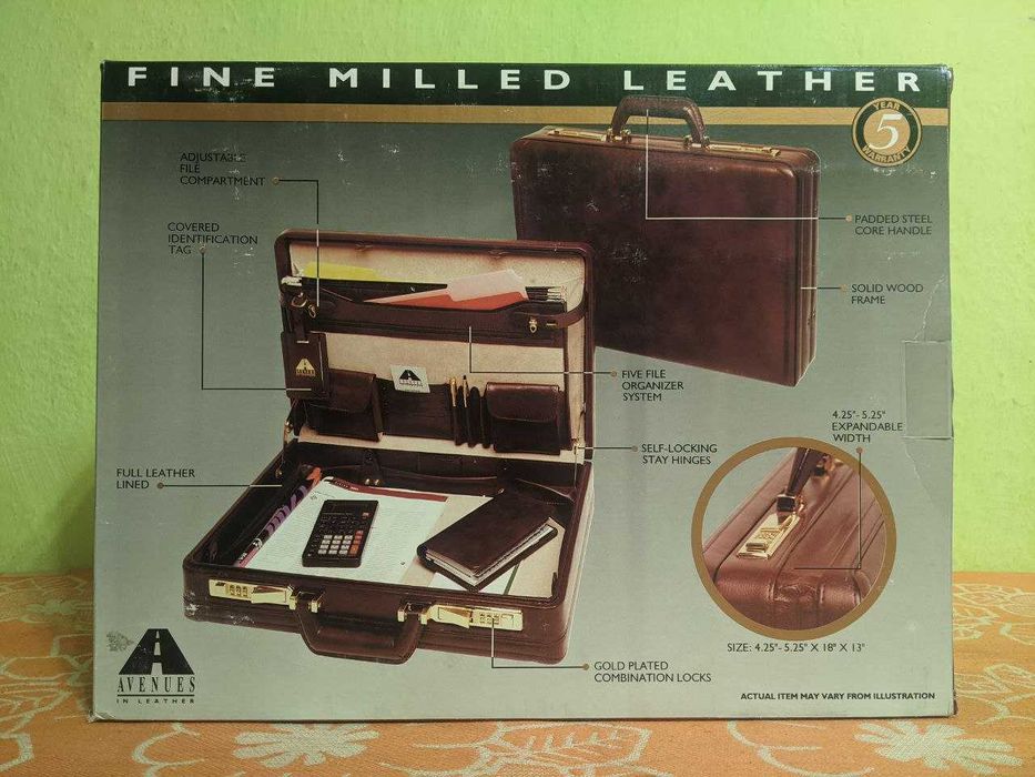Expanbable Attache Case (Кейс шкіряний)