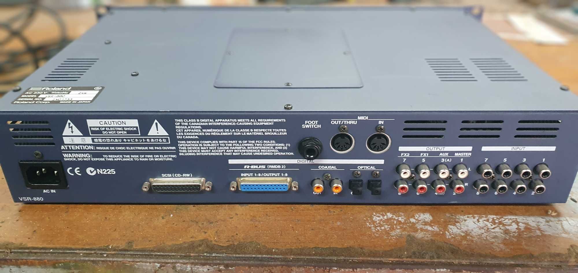 Roland VSR-880 [Gravador Digital 24Bit]