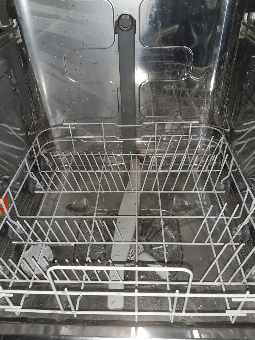 Посудомоечная машина рабочая