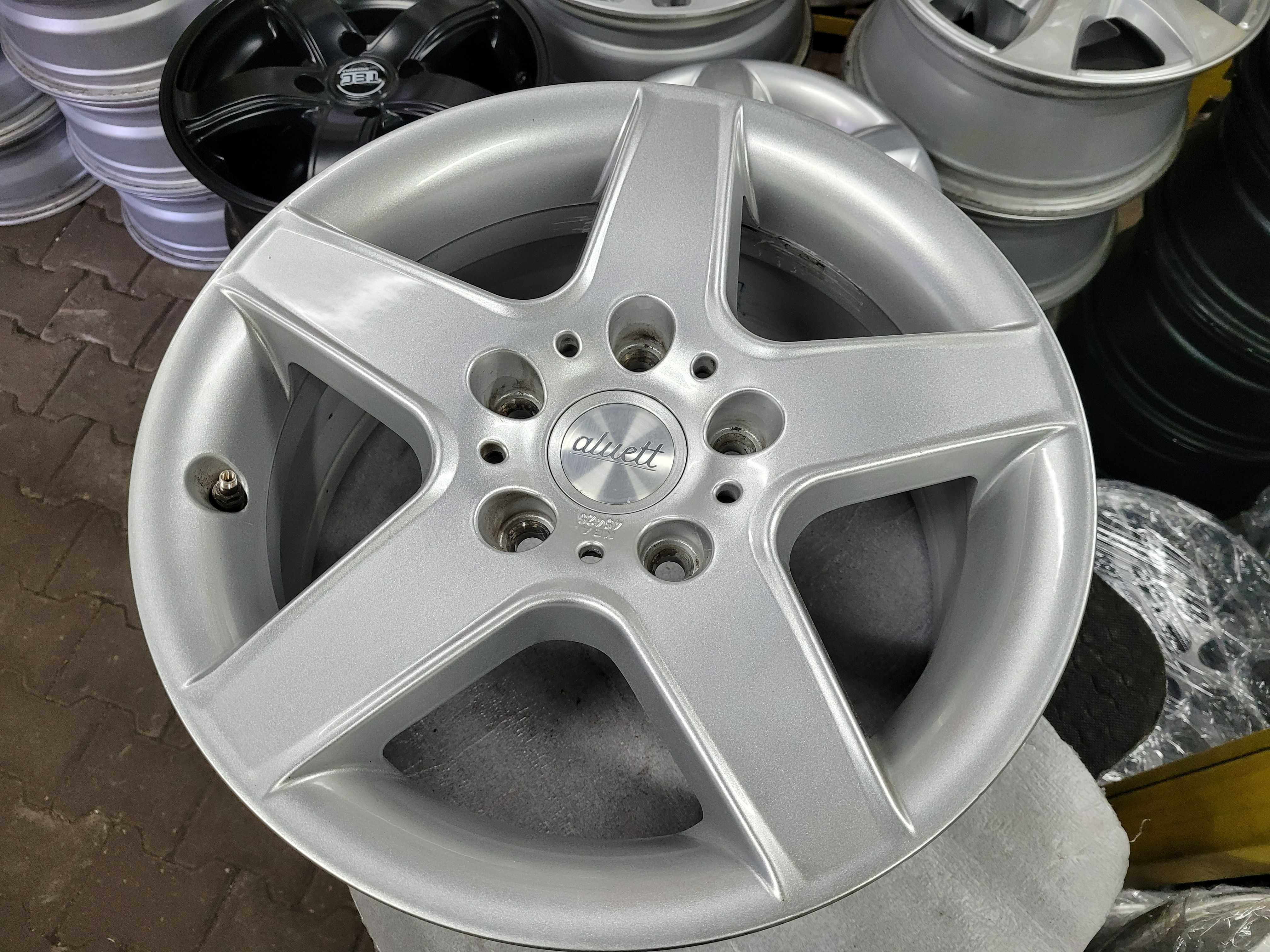 Alufelgi 5x120 16 BMW 1 2 3 F87 E82 E81 F20 F21 Isignia E36 E46 ET40