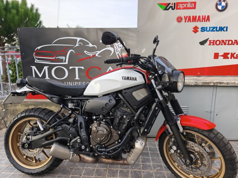 Yamaha  XSR700  de  2022