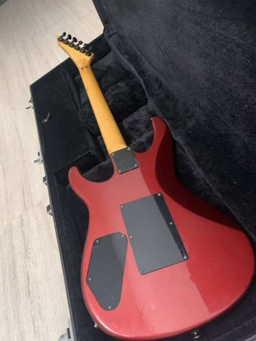 Washburn G8V gitara + case