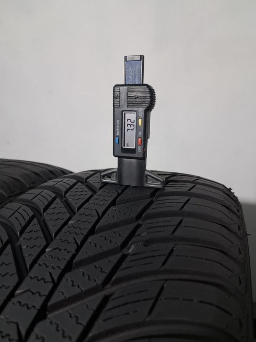 Шини колеса 225 55 R17 NEXEN Nblue 4Season резина покришки Зима