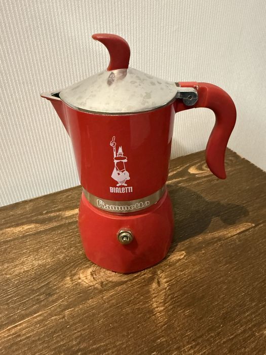 Кавоварка гейзерна Bialetti Fiammetta 180ml