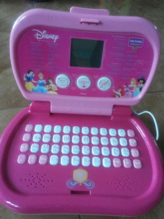 Laptop Disney różowy wiele funkcji