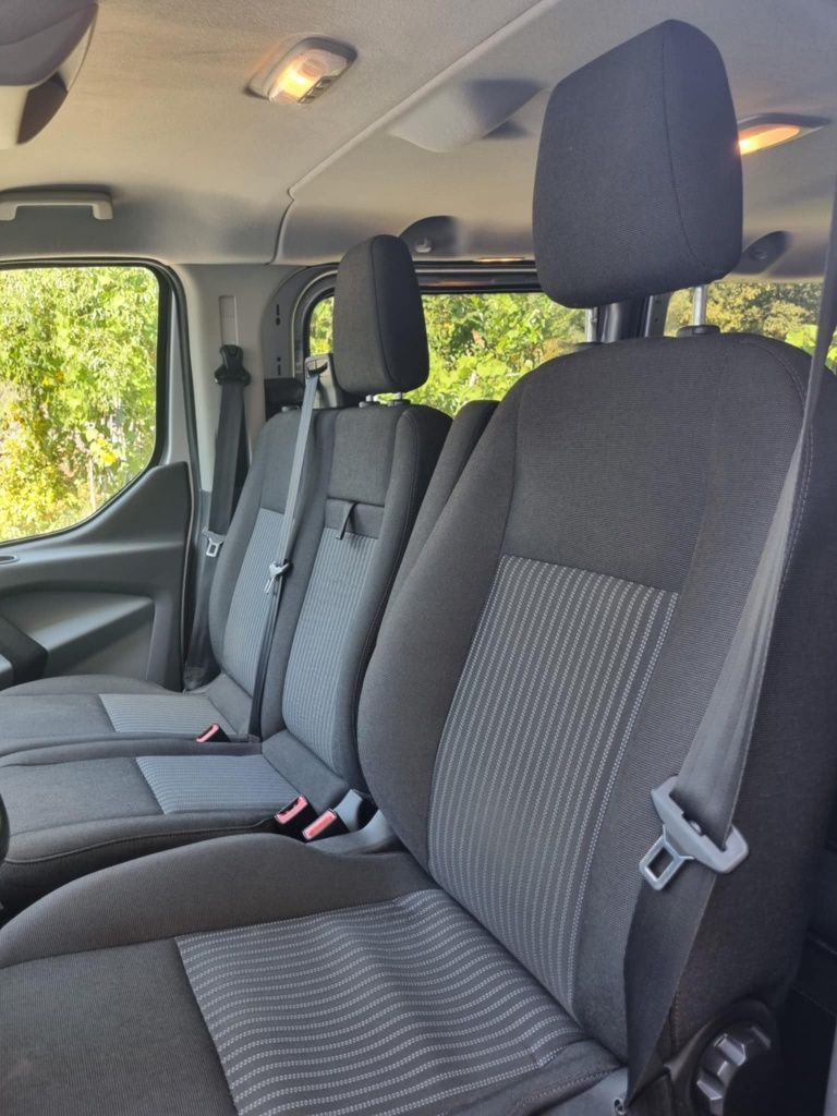 Ford Transit Custom 9 lugares