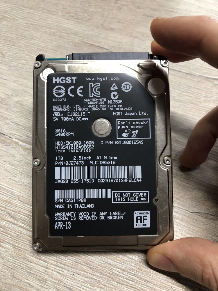 Apple imac  HGST 1tb hdd жорсткий диск 2.5"