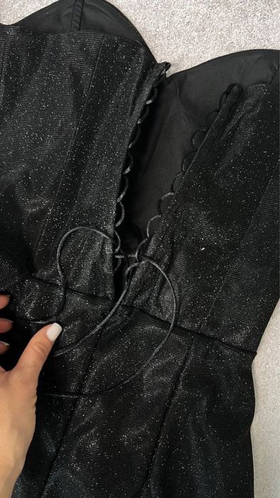 Сукня з паєтками жіноча із шнурівкою та завязками на спині корсетна