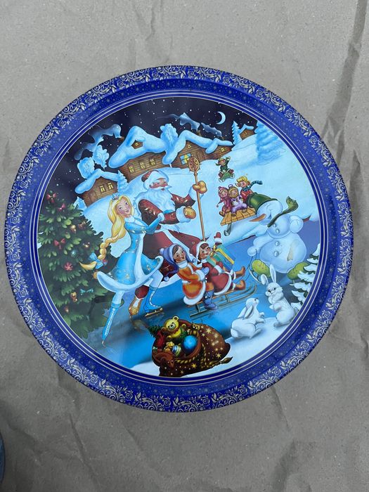 Металеві коробки з під печива