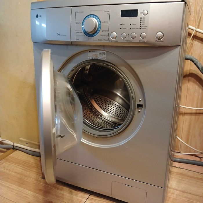 Пральна машина LG  WD-80305 NUP ( 5 kg )