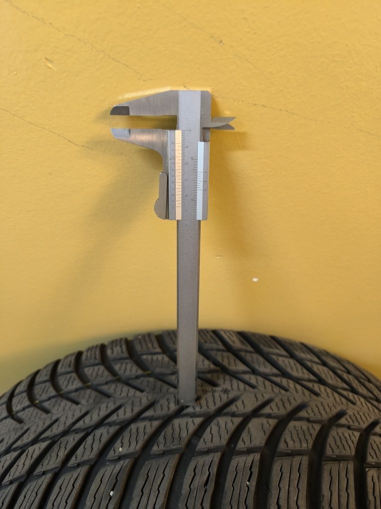 Opony 235/55 R18 NOKIAN TYRES Snowproof 2 SUV