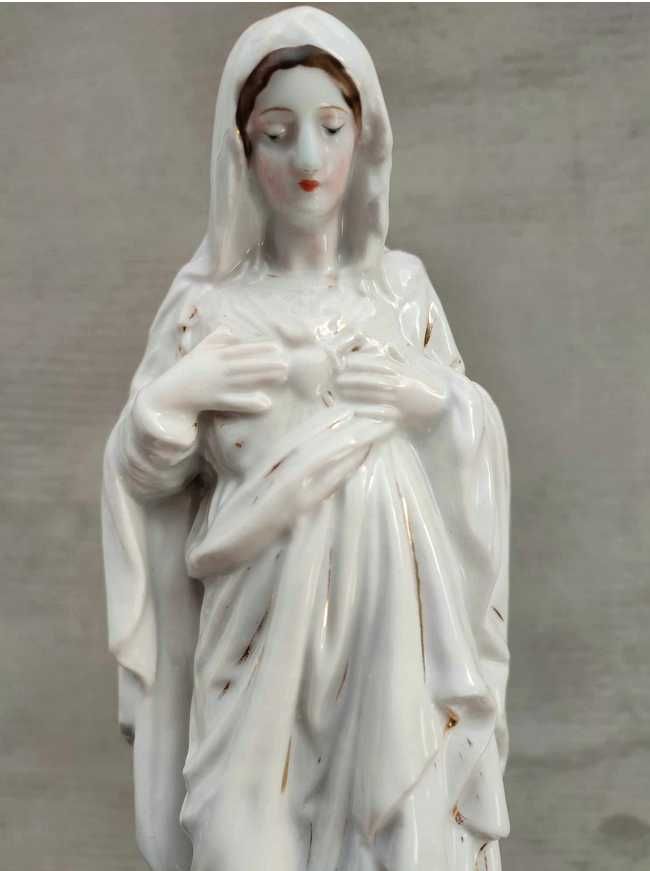 Przedwojenna porcelanowa figurka,M.Boska,wys.29 cm.