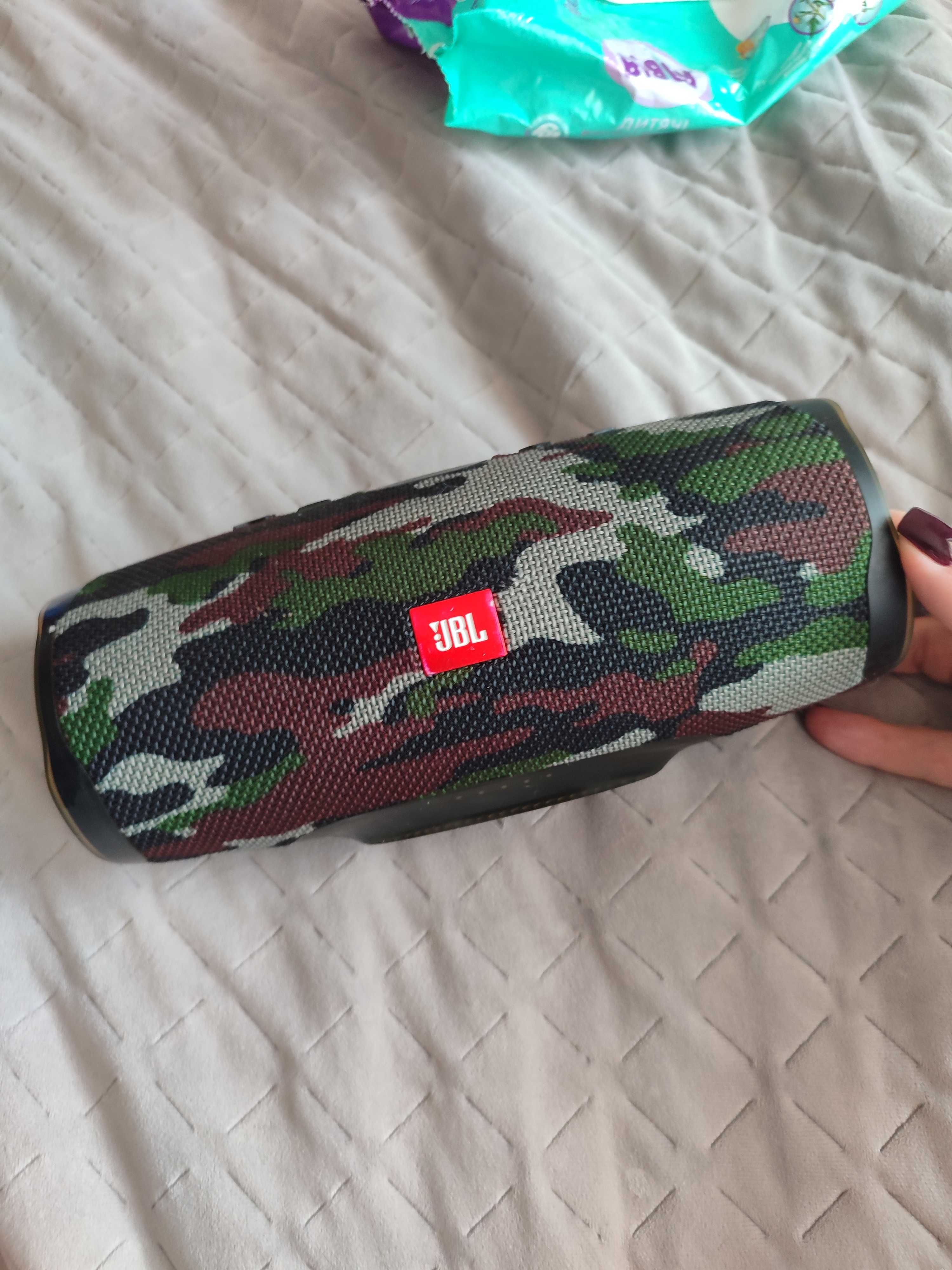 Колонка jbl charge 4 оригінал