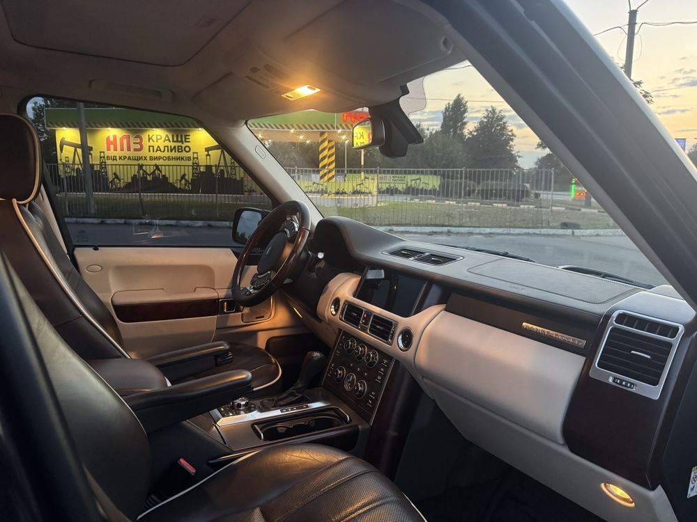 Range Rover Supercharged