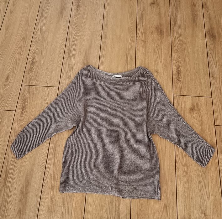 sweter typu nietoperz