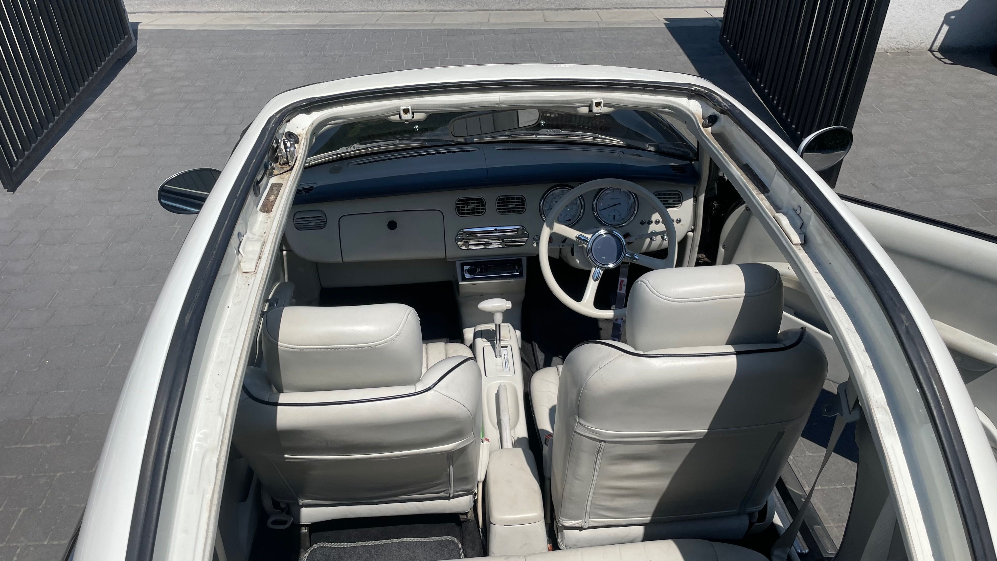 Nissan Figaro , cabrio