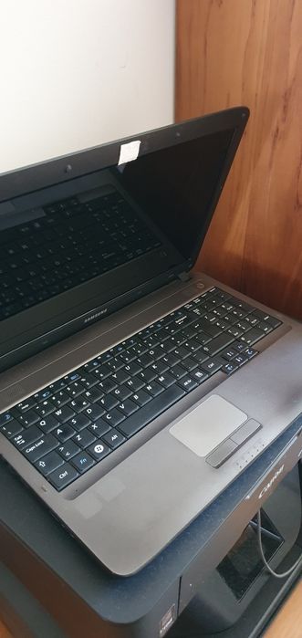 2 computadores e 2 impressoras avariados