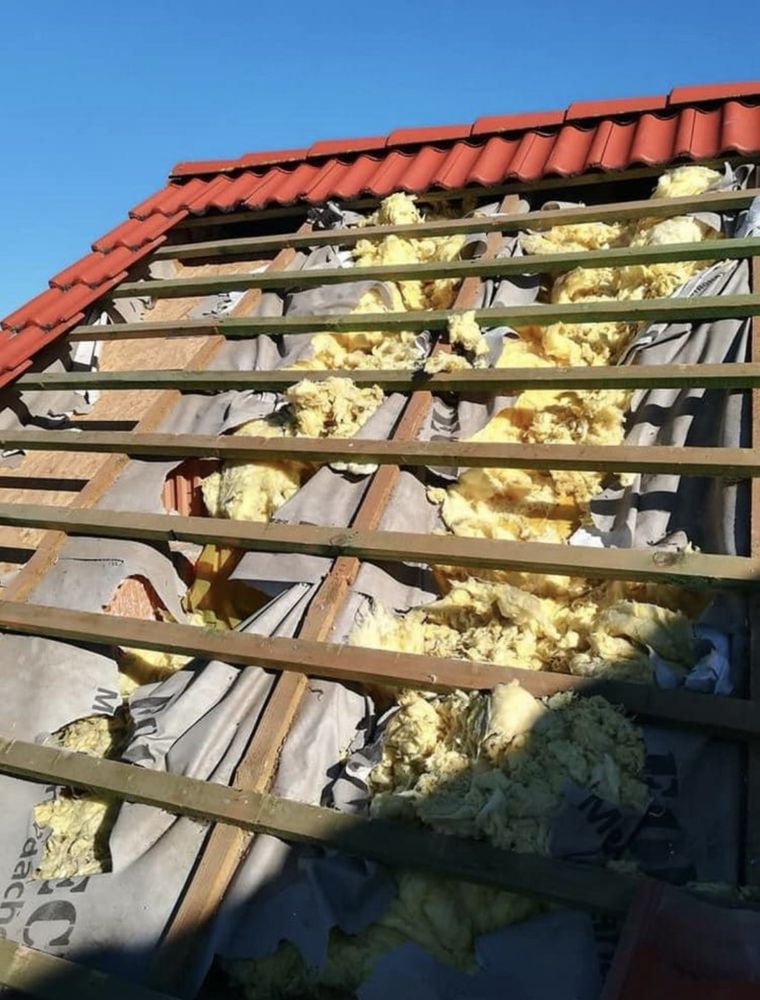 Naprawa dachu po kunach - Ocieplanie dachu - Naprawa izolacji po kunie