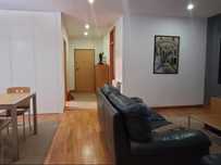 Sapateira em carvalho - linhas modernas