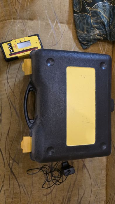 Niwelator laserowy spectra