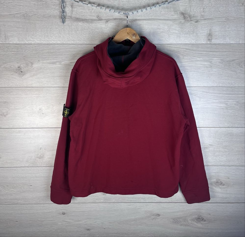 Чоловіча вінтажна кофта Stone Island розмір Л колекція 2005 року