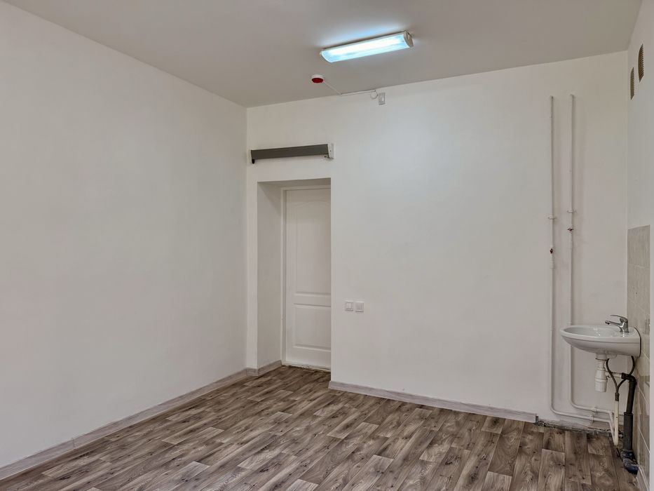 здається кабінет у медичному бізнес-центрі