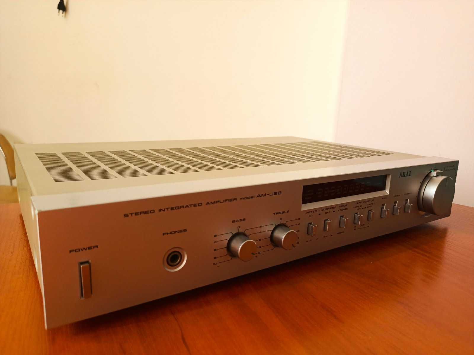 Интегрированный стереоусилитель AKAI AM-U22 (Made in Japan)