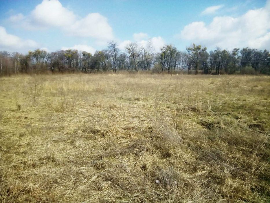 Продається земельна ділянка під забудову вул. Захисників