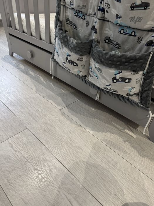 Łóżeczko dziecięce 120x60 drewniane z szufladą