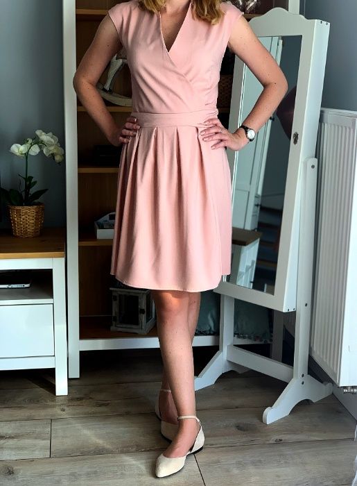 ELEGANCKA SUKIENKA Szmizjerka firmy Lakerta