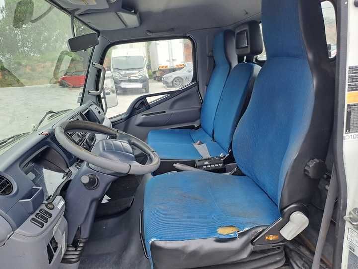 Mitsubishi Canter Fuso 7C15 (pesado), 2014 nacional 8600€ + IVA