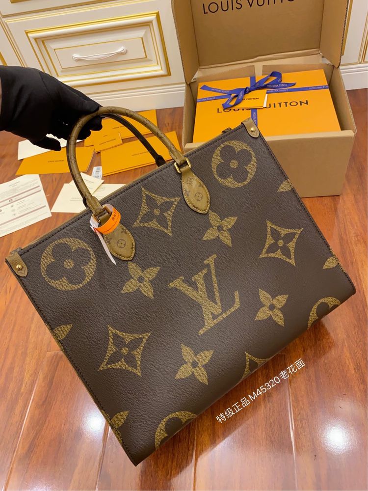 Сумка Louis Vuitton Onthego