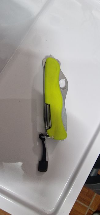 Victorinox rescue tool