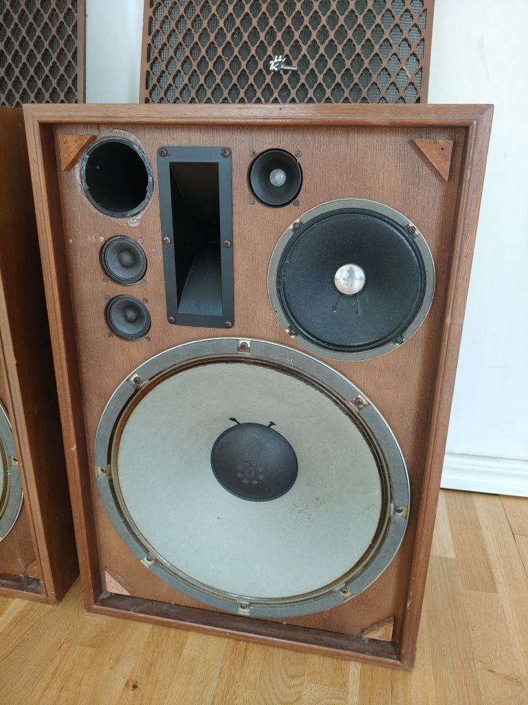 Kolumny Sansui SP-3000