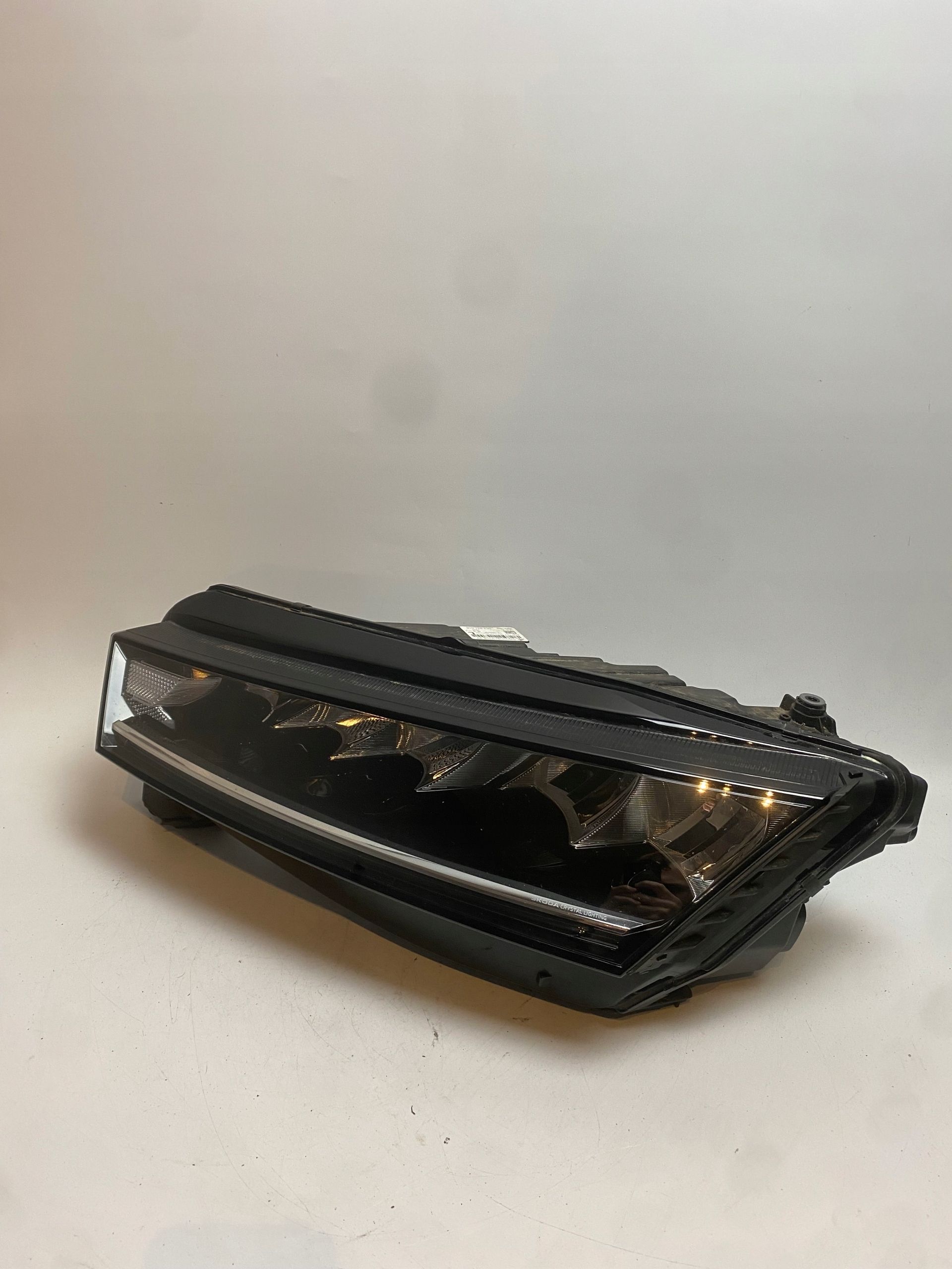SKODA OCTAVIA 4 IV 5E4 Lampa lewa full led