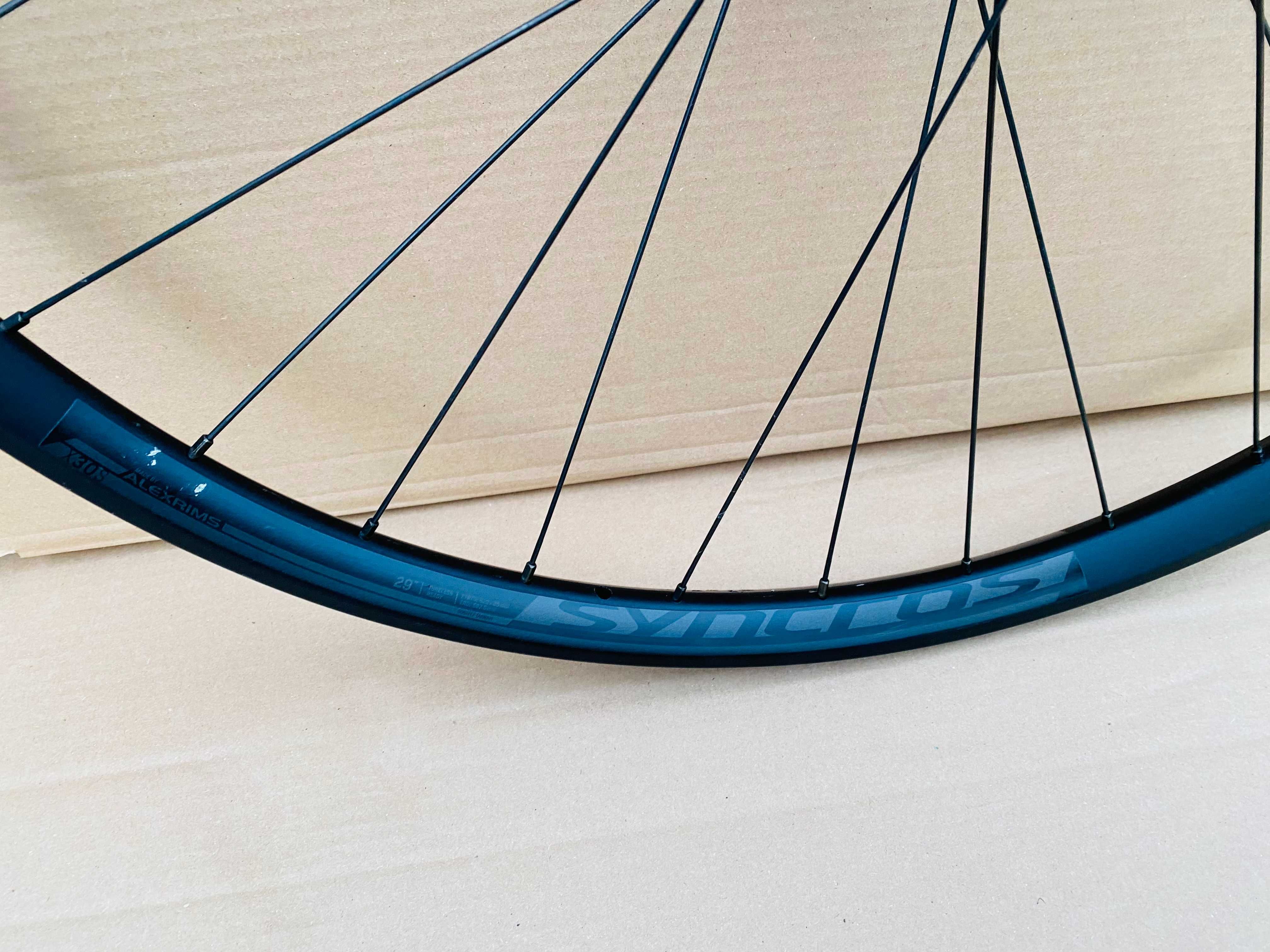 Koło Przednie 29" SYNCROS SHIMANO HB-MT400-B oś 110x15 BOOST Tubeless