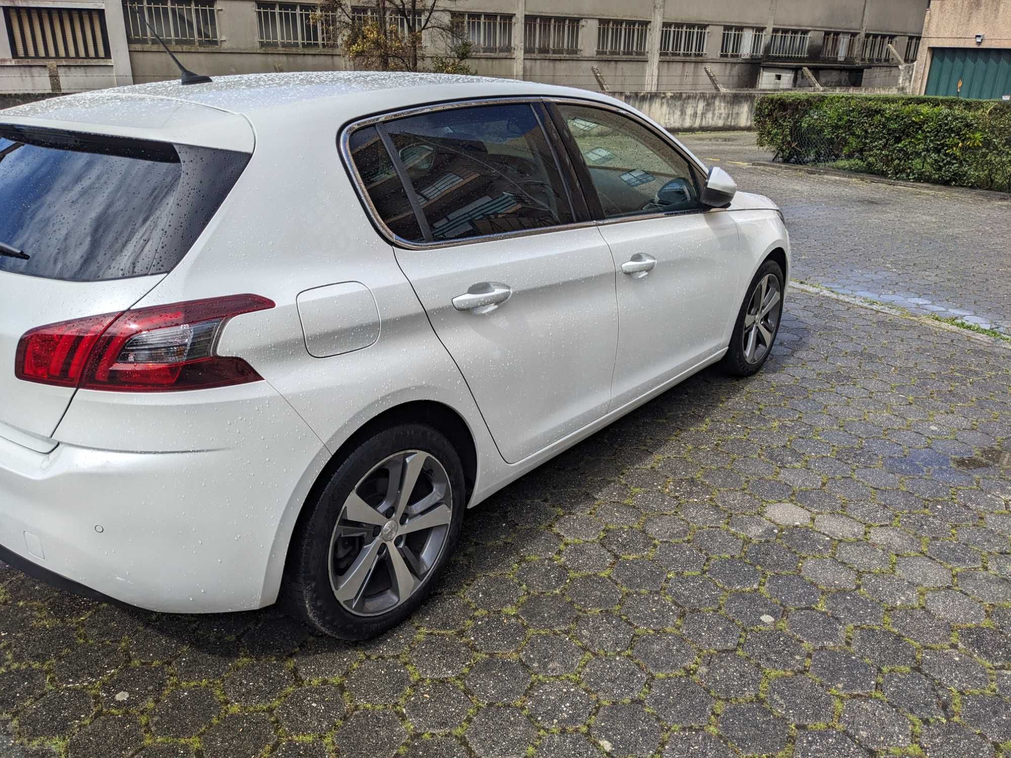 Peugeot 308 Allure 1.2 Puretech 130cv