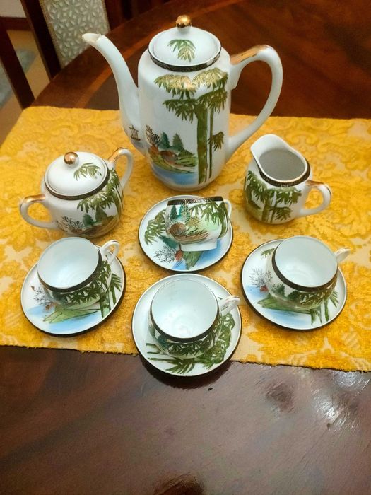 Serviço de café loiça chinesa anos 50 incompleto
