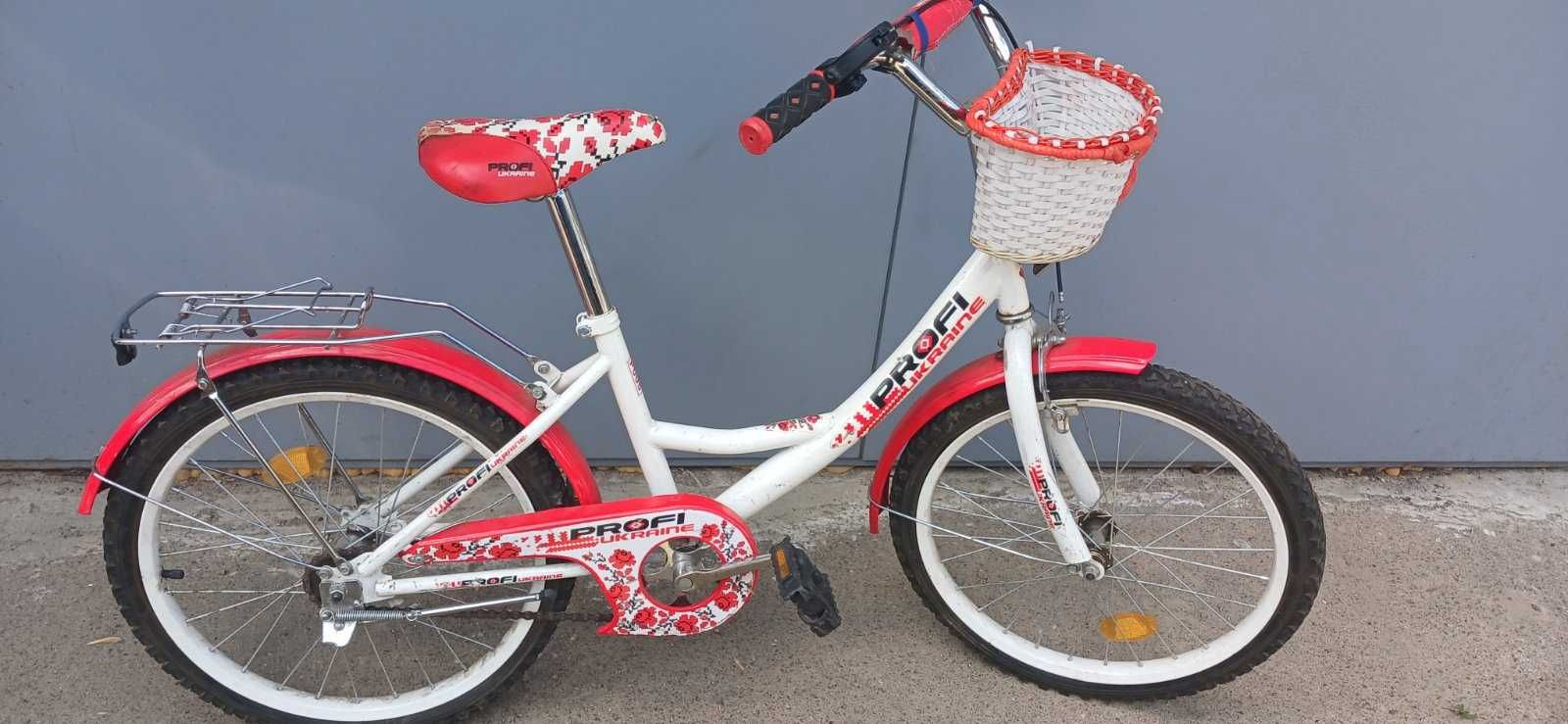 Велосипед для дівчинки колеса 20 дюймів