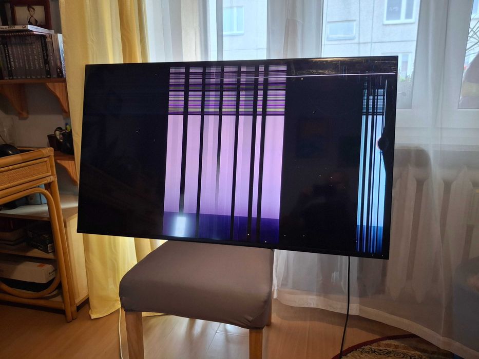 sprzedam ( uszkodzony ekran ) TV sony brawia 55