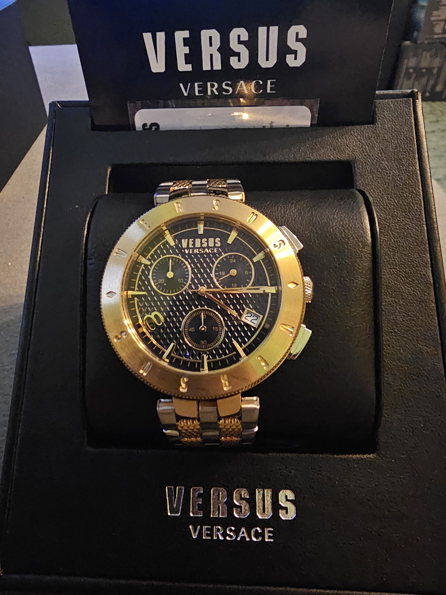 Zegarek Versus Versace VSP763218