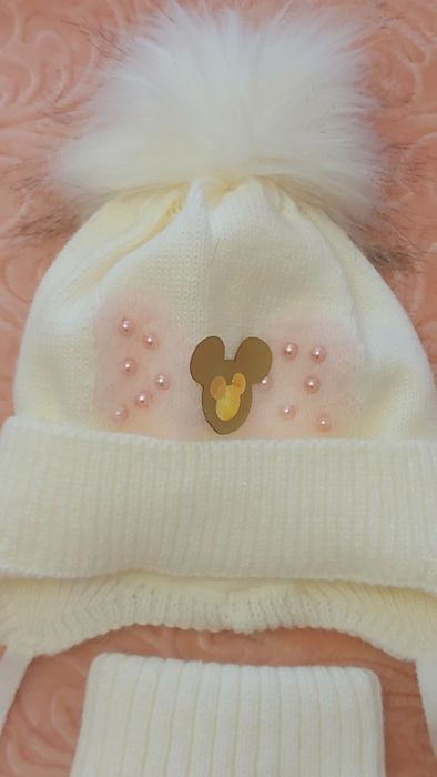 Зимова нова шапочка +хомутик