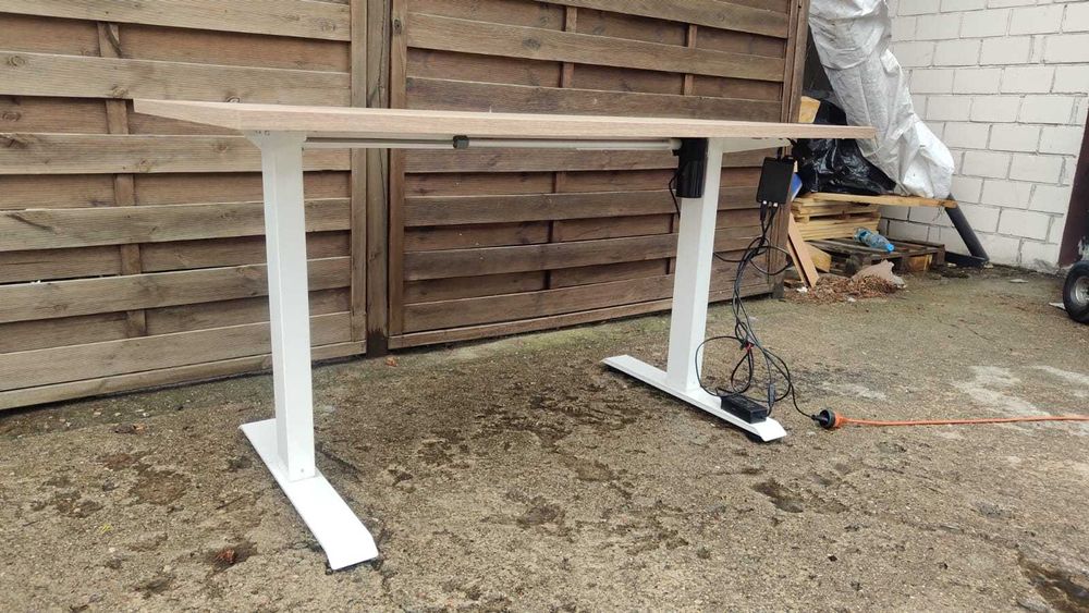 Biurko ELZAP 140x70 elektrycznie regulowana wysokość blatu