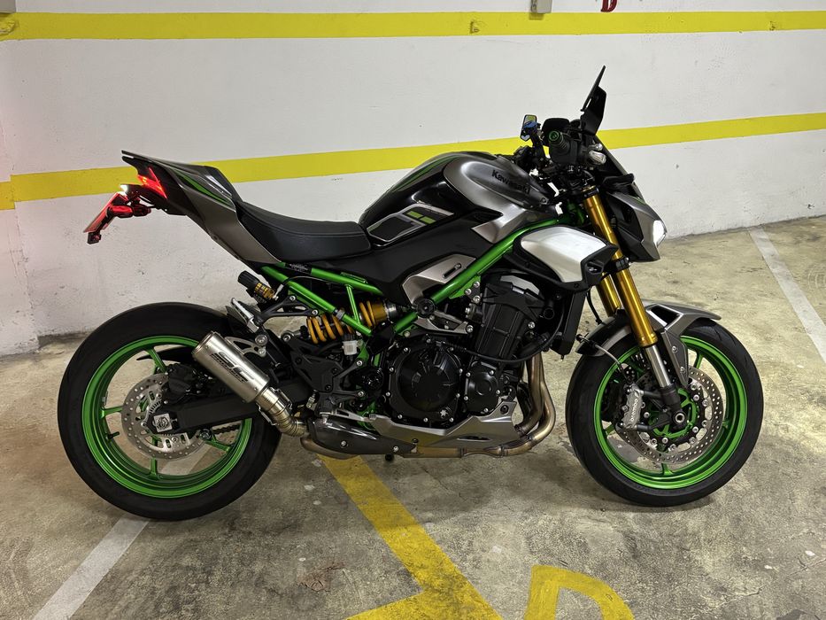 Kawazaki Z900 SE PERFORMANCE 2025