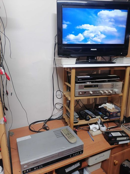 Magnetowid VHS Daewoo SD-7500 Pilot HI-FI Stereo