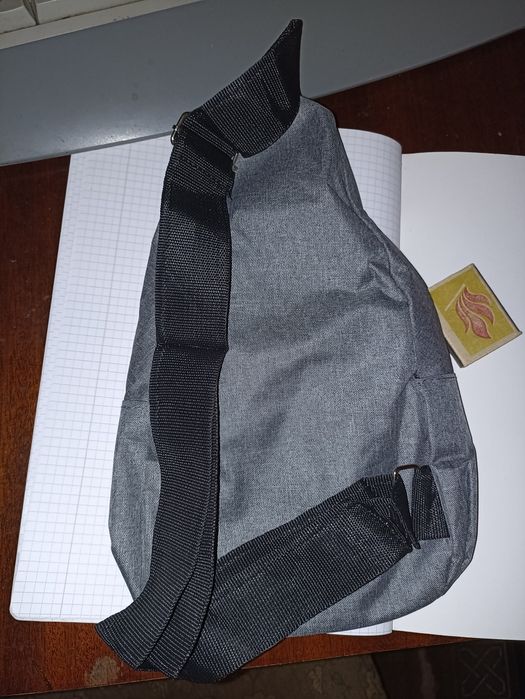 Сумка барсетка Fashion Instinct
Cостояние очень хорошее, все рабочее.