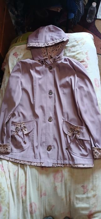 Курточка жіноча осінь весна