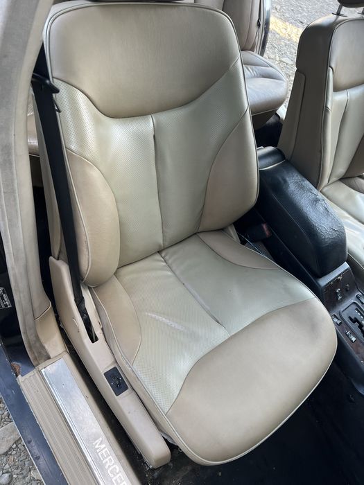 Сидіння W140 білий колір салон розбір