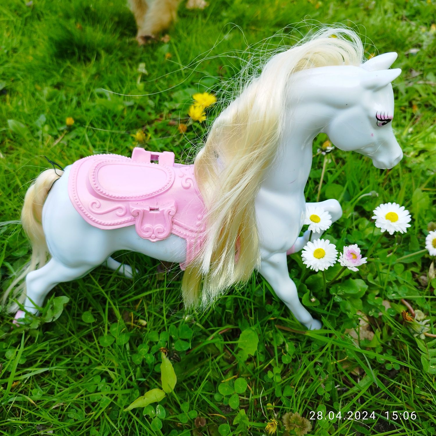 Konik Mattel Barbie