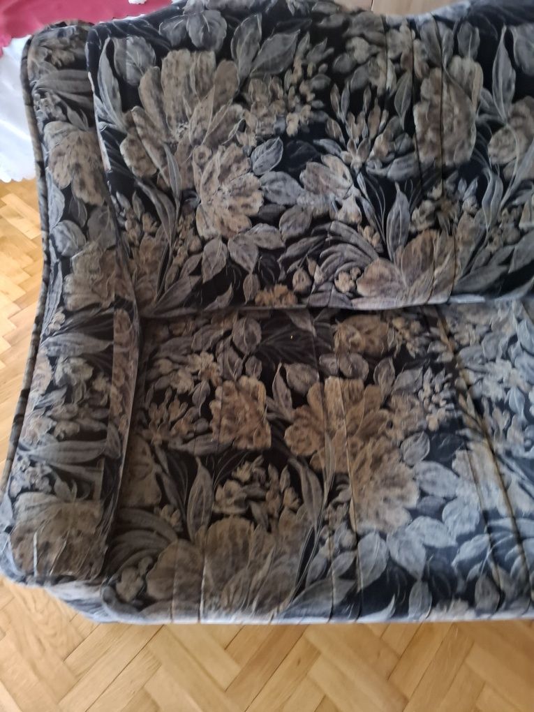 Sofa rozkładana.
